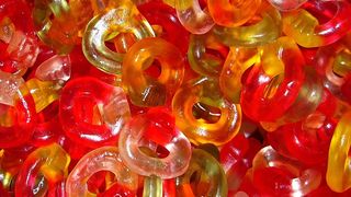 O elevă de 14 ani de la școala din localitatea Geaca, județul Cluj, s-a &icirc;necat miercuri cu un jeleu.