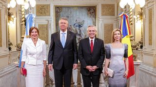 Carmen Iohannis, apariție de senzație în vizita oficială în Argentina. A atras toate privirile - VIDEO