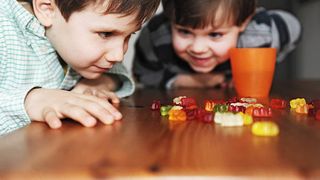 Medicii fac noi declarații în cazul copilei de la Cluj. Aceasta se află în comă după ce s-a înecat cu un jeleu