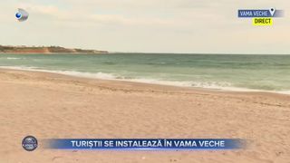 Turiștii se instalează &icirc;n Vama Veche