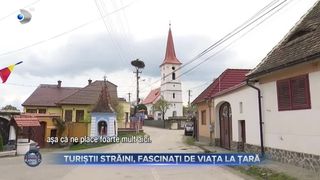 Turiștii străini, fascinați de viața la țară