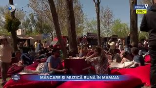 VIDEO- Turiștii veniți în Mamaia au parte de mâncare și muzică bună
