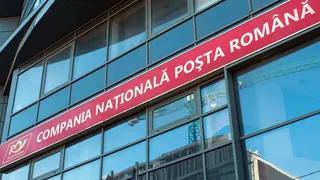 O nouă înșelăciune cu pachete sub numele Poștei Române. Persoanele rămân fără bani pe card