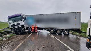 Accident rutier grav la Suceava. La fața locului intervin pompierii militari
