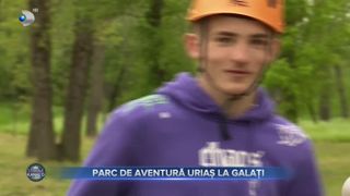 VIDEO- A fost inaugurat primul parcul de aventură din Galați! Complexul are tiroliene și scări interconectate prin copaci 