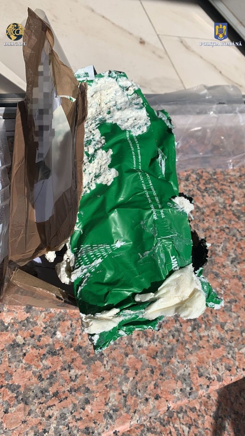 FOTO/VIDEO - Mai multe persoane, cercetate pentru trafic de droguri de risc și mare risc. Substanțele interzise urmau să fie vândute participanților la un festival din Mamaia