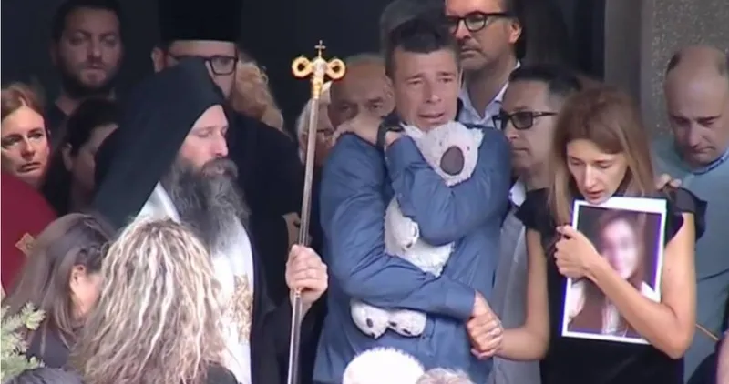 Episcopul Ilarion a rostit elogiul la înmormântare și a ținut un discurs în care a spus despre curajul fetei de 14 ani