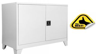 Iată cum &icirc;ți poți aranja &icirc;ntreaga trusă &icirc;ntr-un dulap metalic pentru scule și unelte!