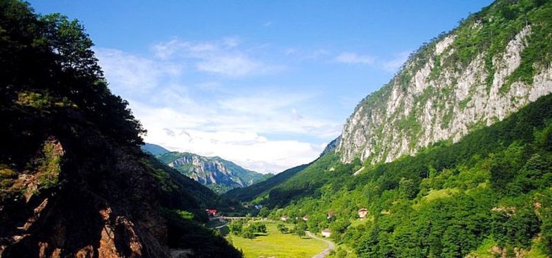 Harta turistică a României.