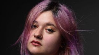 Discriminare la cote maxime! O tânără a fost concediată din cauza culorii părului:  „Un păr frumos de-ți pierzi capul”