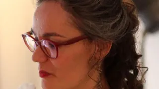 Incredibil! O rom&acirc;ncă s-a căsătorit cu ea &icirc;nsăși: &bdquo;Un angajament deplin cu mine&rdquo;