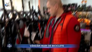 VIDEO- Bicicletele au luat locul autoturismelor! Pentru a scăpa de aglomerație, tot mai mulţi români renunță la mașină