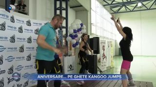 VIDEO - Kangoo Jumps, show inedit pe ghete la care au participat zeci de cursante
