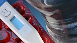 Spitalele din România, pline de minori infectați cu rujeolă şi adulţi cu varicelă