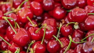 Adevărul despre cireșele de mai! Cum &icirc;ți poți da seama dacă acestea sunt din import