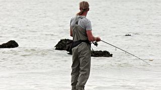 Un vas de pescuit s-a răsturnat, iar 39 de persoane sunt date dispărute