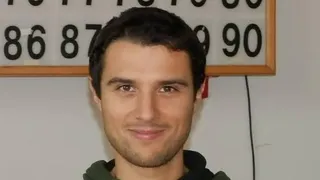 Situație dramatică pentru o îngrijitoare româncă! Femeia este acuzată că l-a ucis pe bătrânul de care avea grijă, cu ajutorul fiului acestuia