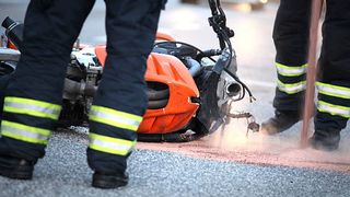 Gorj: Accident rutier între două motociclete. Una dintre victime este un adolescent de 14 ani