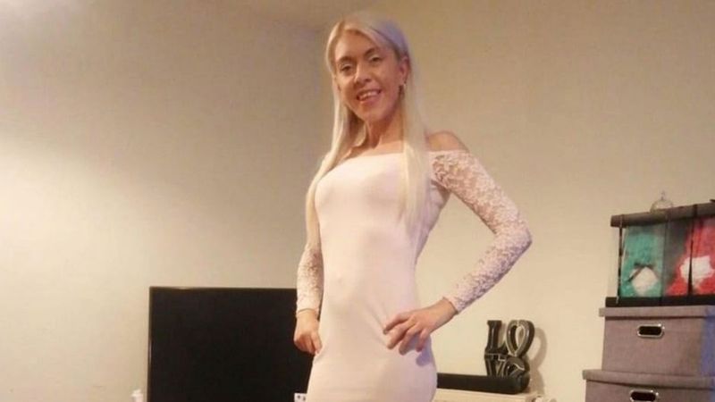 Prietenii și familia i-au adus omagii online femeii, și au numit-o ca fiind o "luptătoare".