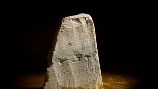 Arheologii sunt uimiți. Ce document important era ascuns în această piatră veche de 2.000 de ani