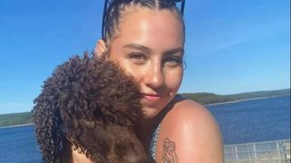 O tânără a murit, după ce a ajuns la medic cu o banală durere de umăr. I-a fost dat un diagnostic crunt: „Era o adolescentă normală, cu poftă de viață”