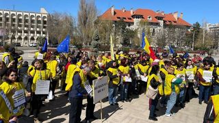 Premierul a afirmat că &icirc;n opinia sa, o grevă generală se declanşează &icirc;n lipsa dialogului şi a rezolvării problemelor.