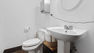 5 consumabile de care ai nevoie pentru amenajarea băilor din clădirile de birouri