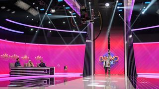 Carina, mersul la control! Raluca Bădulescu, indignată de defilarea concurentei de la “Bravo, ai stil!”