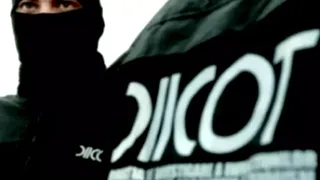 &Icirc;n perioada 2021-2022, unul dintre membrii grupării a recrutat o persoană vătămată, pe care, ulterior, a exploatat-o