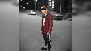 FOTO - Cine este Adelin, t&acirc;nărul de doar 16 ani care s-a lăsat decapitat de tren? Băiatul și-a pus capul pe șinele de tren după ce ar fi str&acirc;ns o datorie mare la păcănele