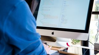 Profesoara încearcă să îi ducă pe elevi la cât mai multe concursuri de informatică și robotică.