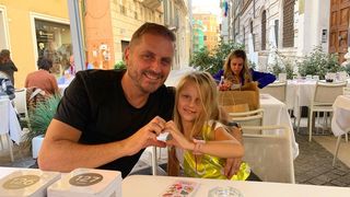 Greeg, de la “Dimineața pe doi cu Greeg și Cernat", un tătic devotat