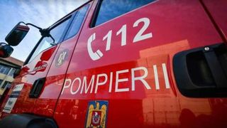 Un bărbat, în vârstă de 70 de ani, din localitatea Bucecea, a decedat după ce rulota în care locuia a fost cuprinsă de flăcări.