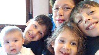 Strigătul de durere al mamei Anicăi, românca ucisă în Italia: „Găsiți-l pe ucigaș! A lăsat patru copii fără mamă!”