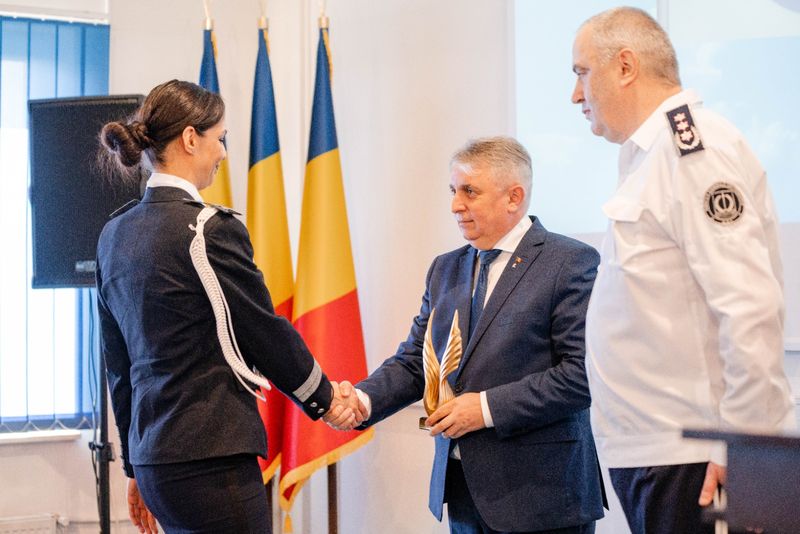 Direcția Generală Anticorupție  sărbătorește 18 ani de activitate. Premii de excelență acordate comisarilor