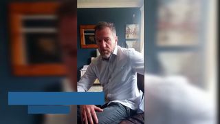 Profesor concediat după o postare șocantă pe Facebook