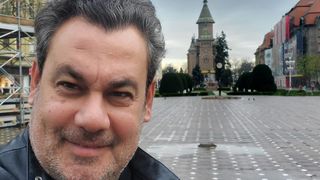 Ionuț Dolănescu trece prin clipe de coșmar. Păun Dolănescu a fost operat pe creier