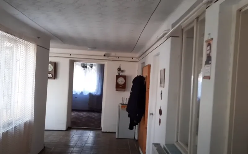 FOTO/VIDEO: Iulian și-a cumpărat o casă în Ungaria cu doar 13.000 de ron. Imobilul este situat la 40 de km de Arad