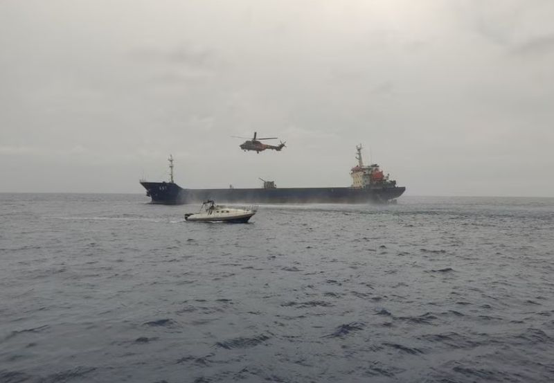 Navele nu erau încărcate cu marfă și încă nu s-a stabilit cauza accidentului.