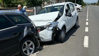 Accident rutier mortal în Bretea Streiului, produs de un șofer de 81 de ani. O femeie a murit, în ciuda eforturilor medicilor