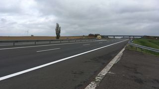 Accident cu patru mașini pe A2. Două persoane au ajuns la spital