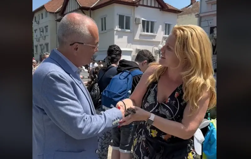 VIDEO| O influenceriță americană din Cluj a fost lăudată de Emil Boc. Edilul este emoționat de gestul tinerei