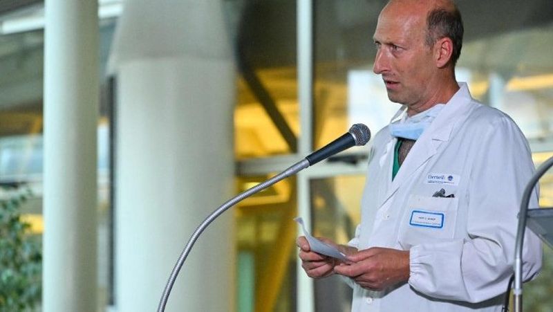 Operația Papei Francisc - conferință de presă a medicului chirurg