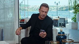 În această seară, de la ora 20:00, în “Prețul fericirii”,  Cagatay, prins în ”ofsaid”