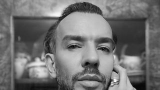 Cine a fost Stephan Pelger? Viața și cariera unuia dintre cei mai iubiți designeri