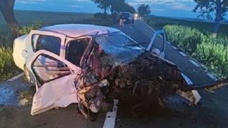Accident mortal în Galați. Un bărbat s-a stins din viață după ce a intrat cu mașina într-un copac