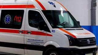 Un șofer de 22 de ani a accidentat un pieton care traversa neregulamentar. Acesta a părăsit locul accidentului