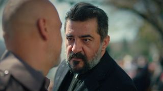 &Icirc;n această seară, de la ora 20:00, &icirc;n &ldquo;Totul pentru familia mea&rdquo;, la Kanal D, Akif și Ahmet luptă pentru Suzan