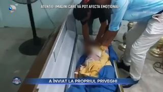 A &icirc;nviat la propriul priveghi