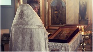 Despăgubiri de 300.000 de euro pentru un german, care a fost abuzat sexual de peste 300 de ori de un preot în anii 1970